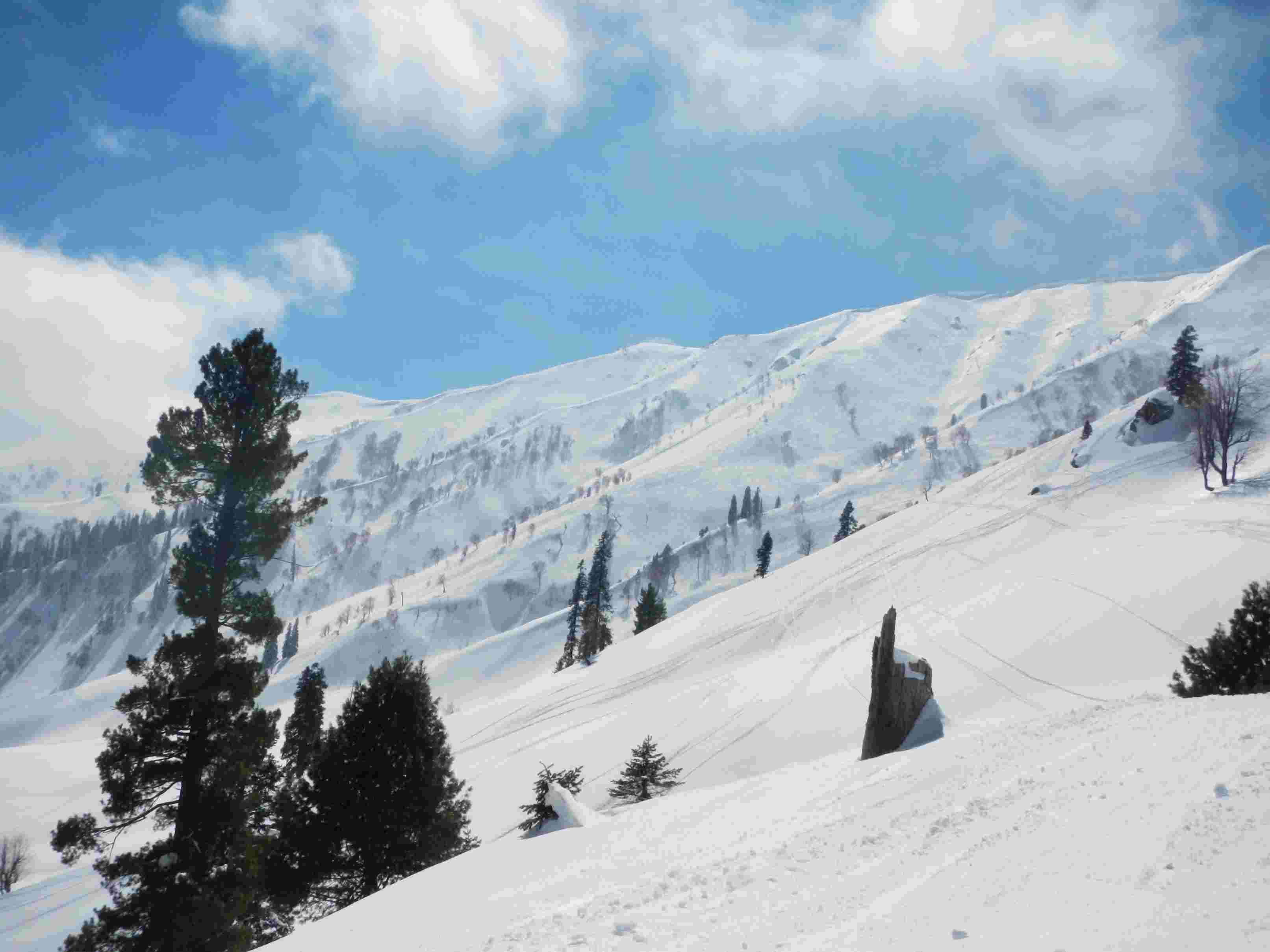 Kashmir Tour Package - 5 Nights and 6 Days From Srinagar