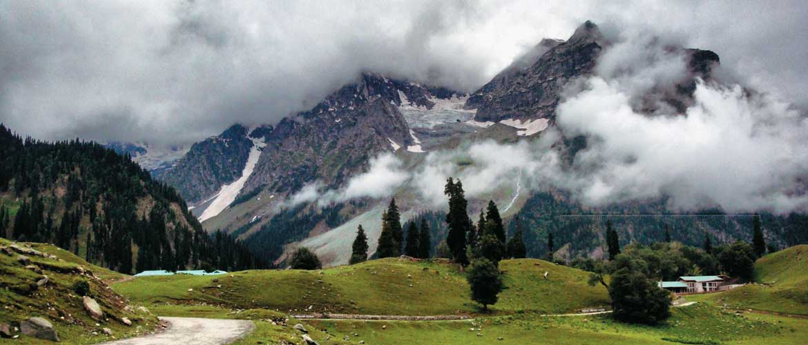 Jammu and Kashmir Tour Package - 8 Nights and 9 Days From Srinagar